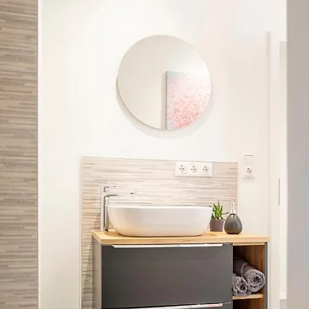 Bayreuthome - Stilvolles Im Zentrum - 2 Schlafzimmer - Mobiles Klimageraet Appartamento *